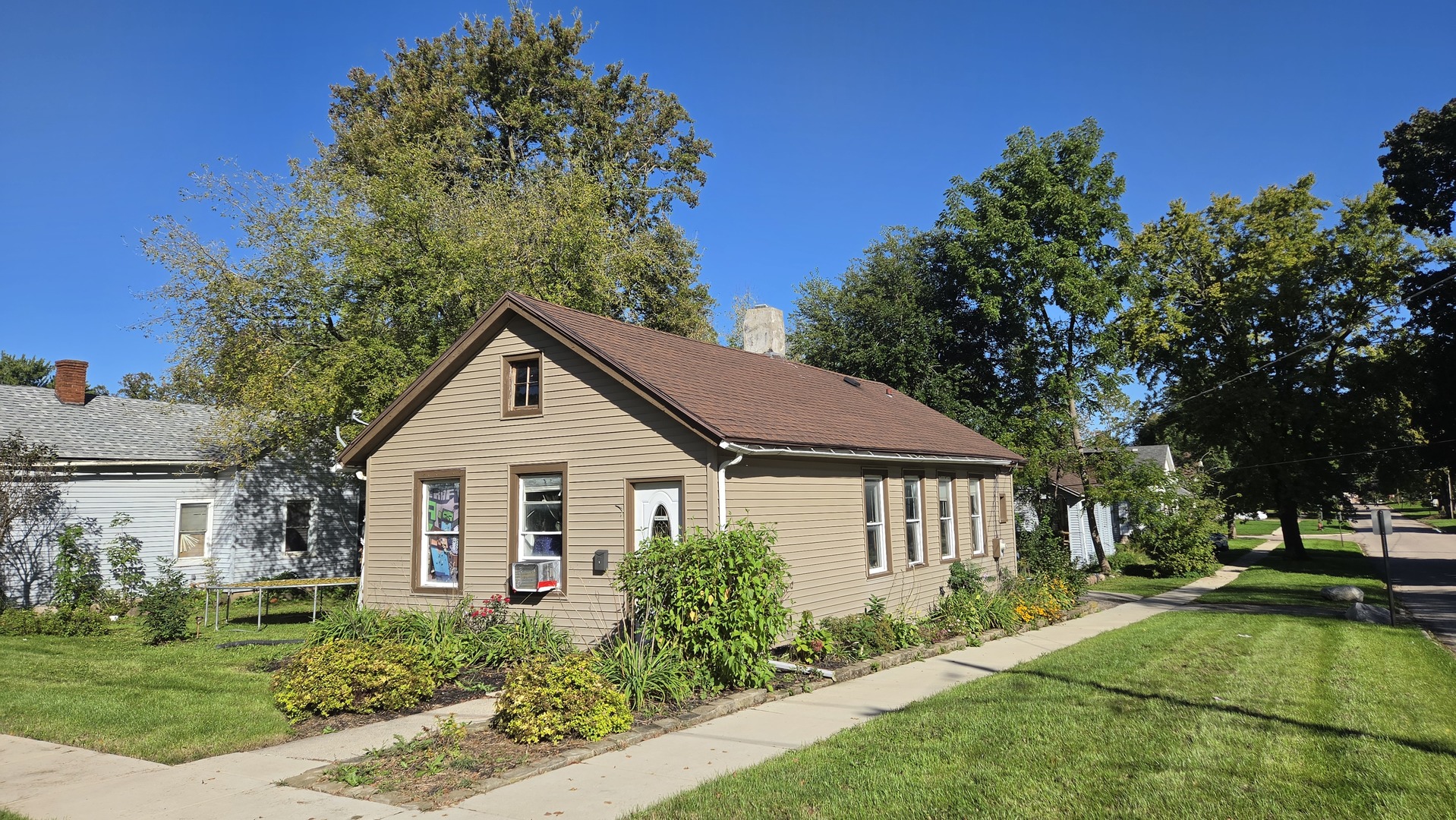 301 W Blackman Street — photo