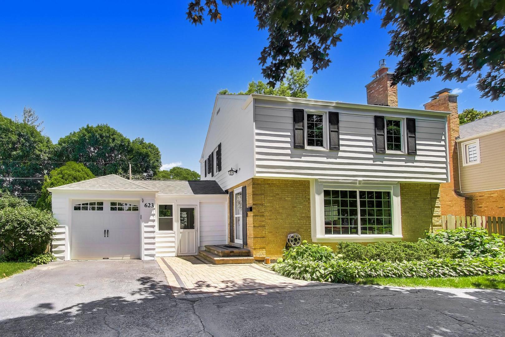 623 S Arlington Heights Road — photo