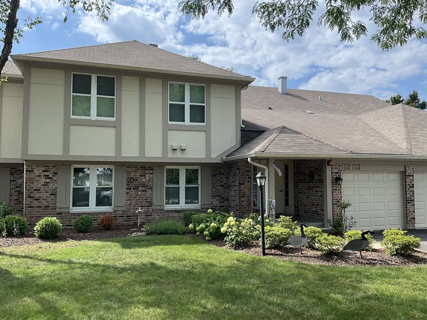 1206 Streamwood Lane — photo