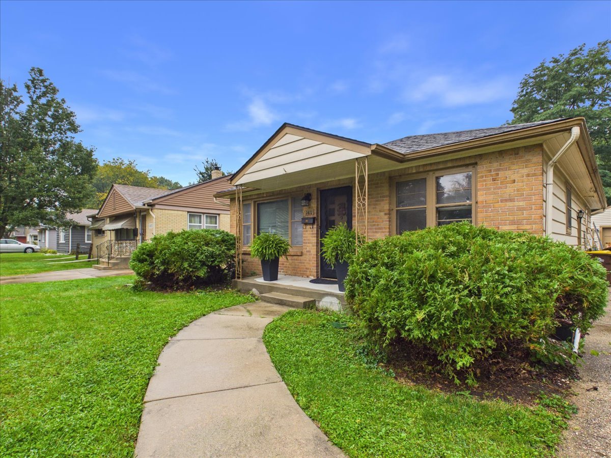 1411 Stratford Avenue — photo