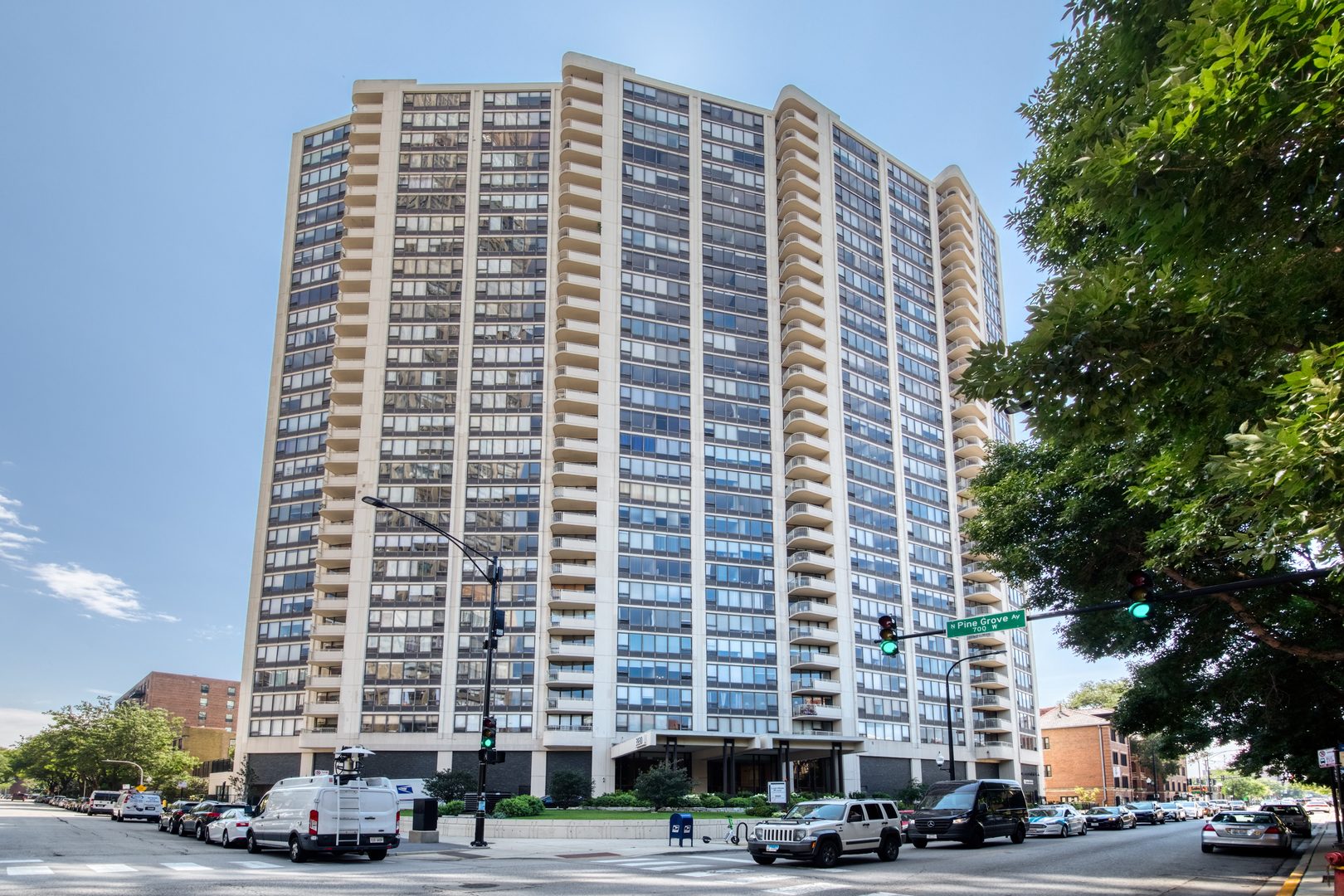 3930 N Pine Grove Avenue Unit 2710 — photo