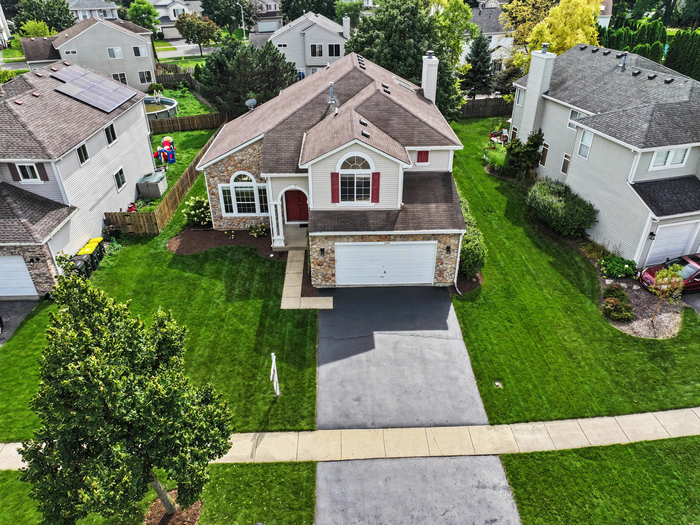 5450 Alexandria Drive — photo