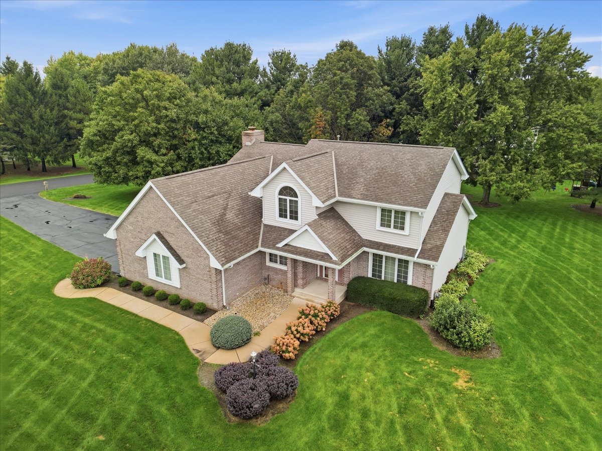 10373 Glen Abbey Close — photo