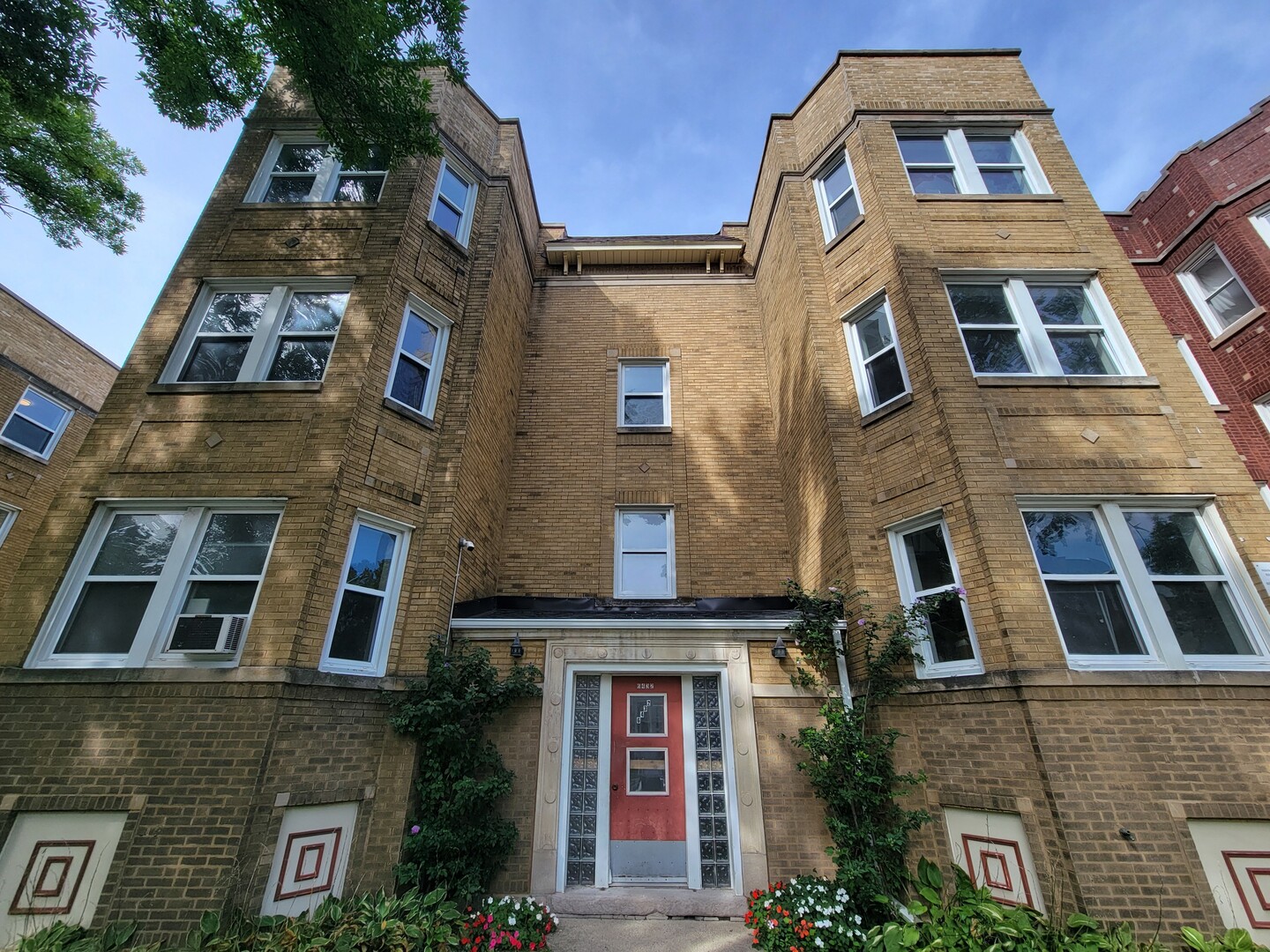 6432 N Richmond Street Unit 3 — photo