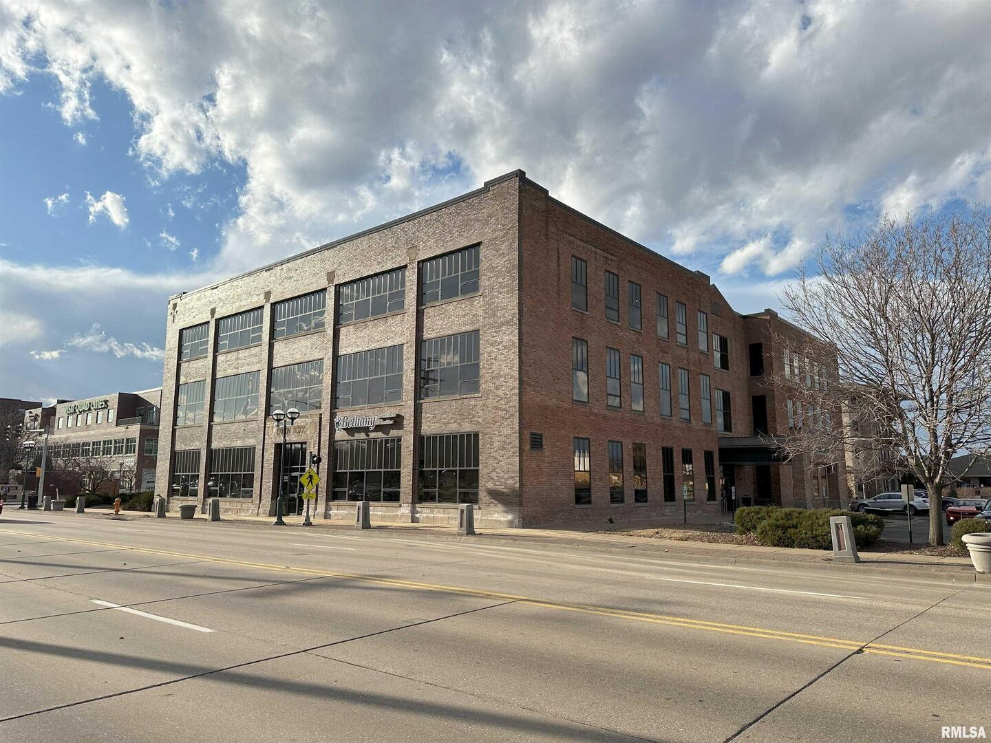 1701 River Drive Unit 304 — photo