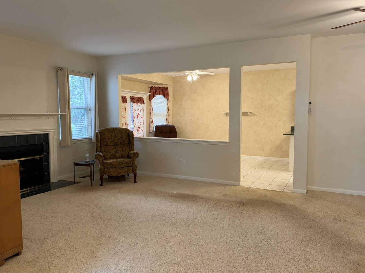 Home in Plainfield, IL 60544 — photo 2