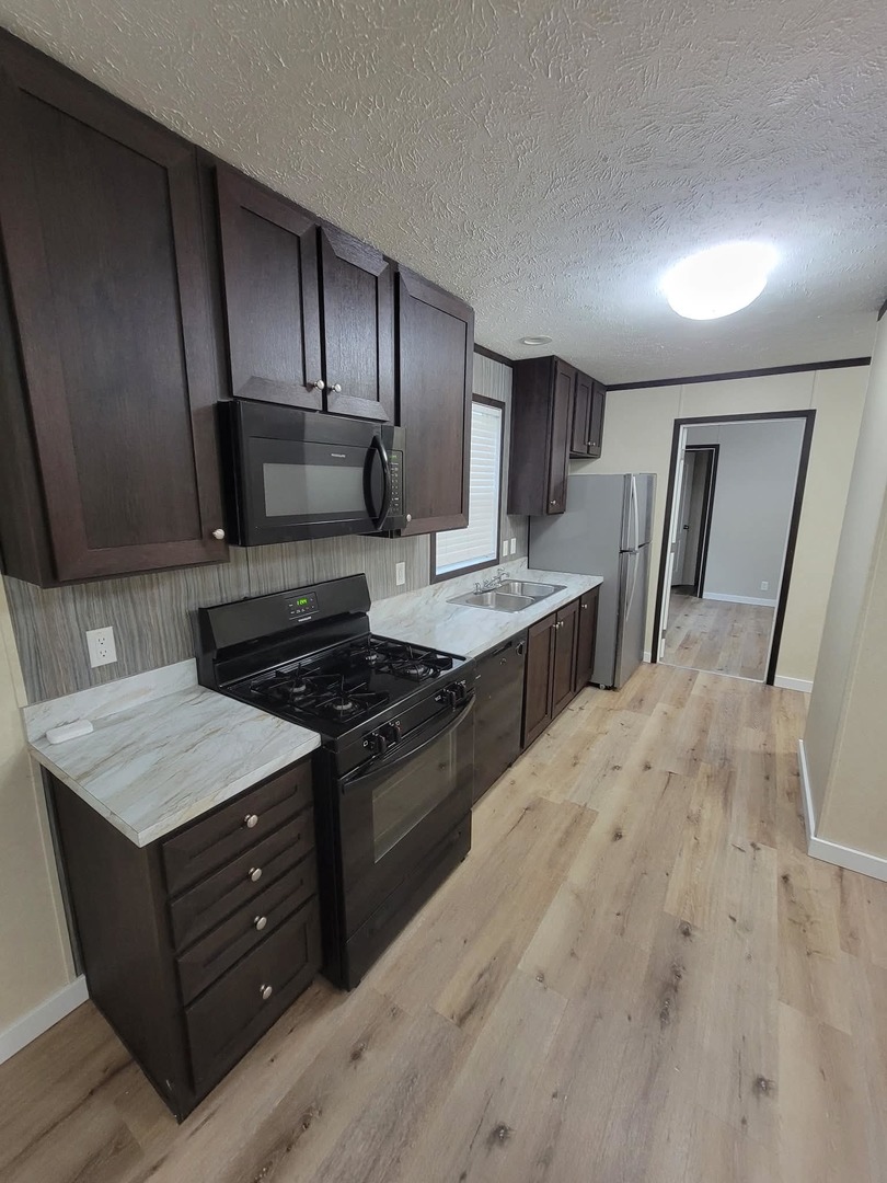 1301 Devils Glen Road Unit 1 — photo