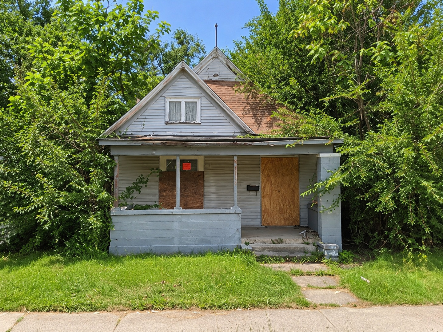 1807 S Stanley Street — photo