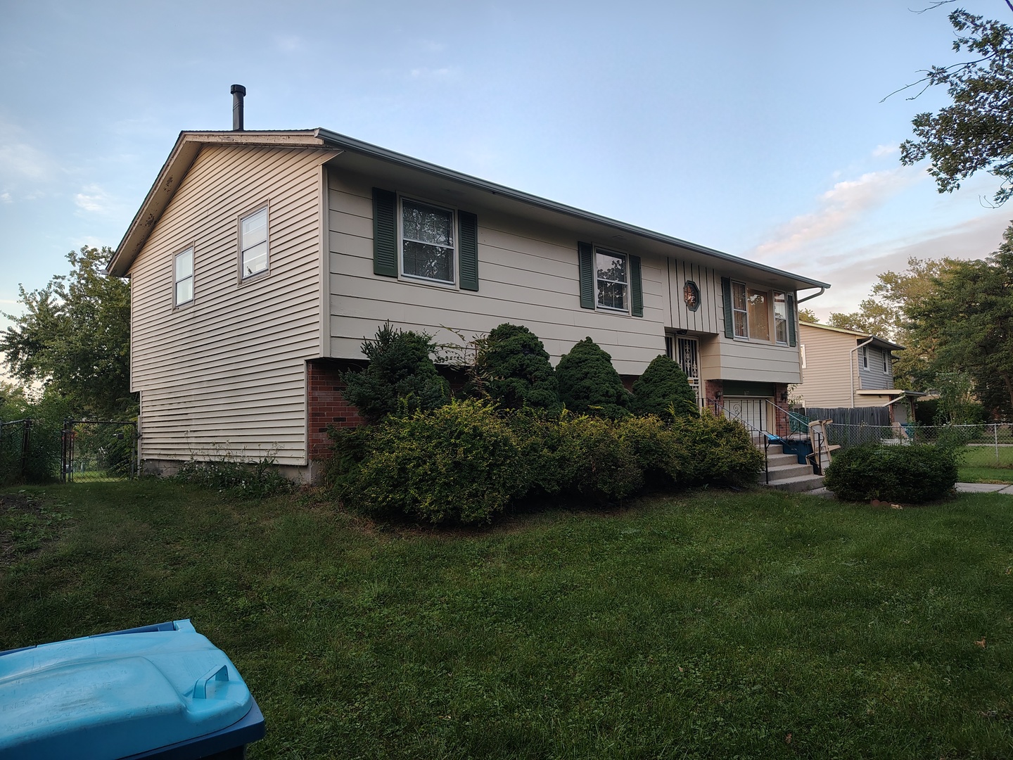 1637 216th Place — photo
