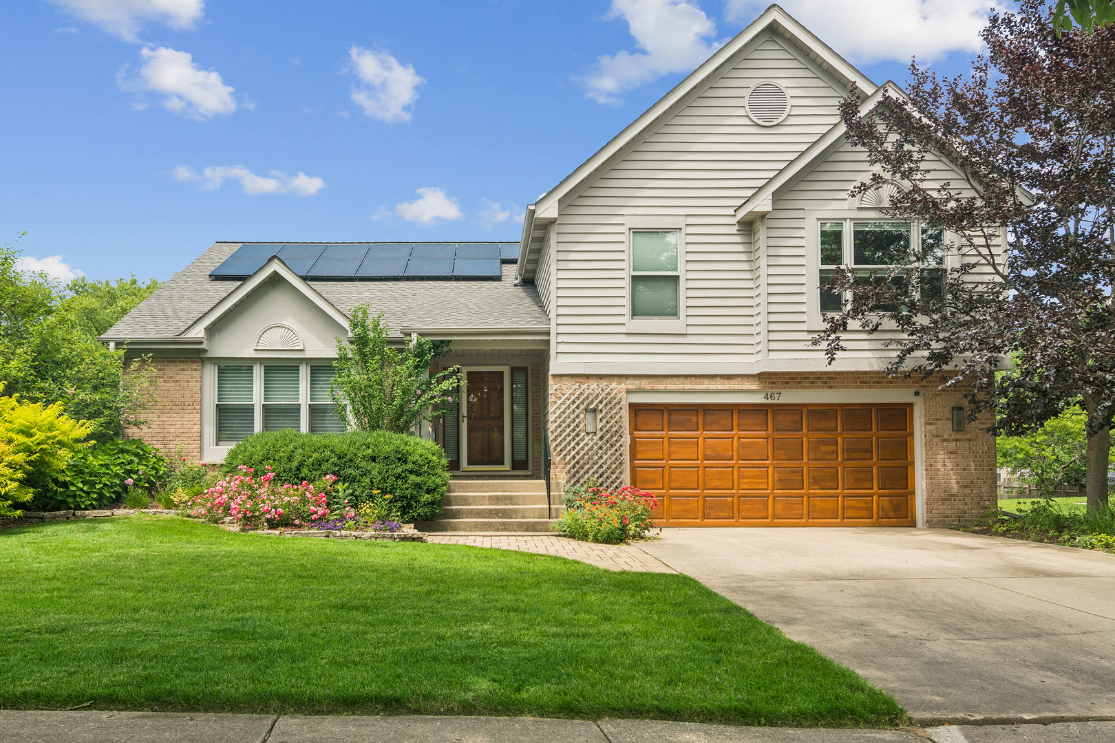 467 Thorndale Drive — photo