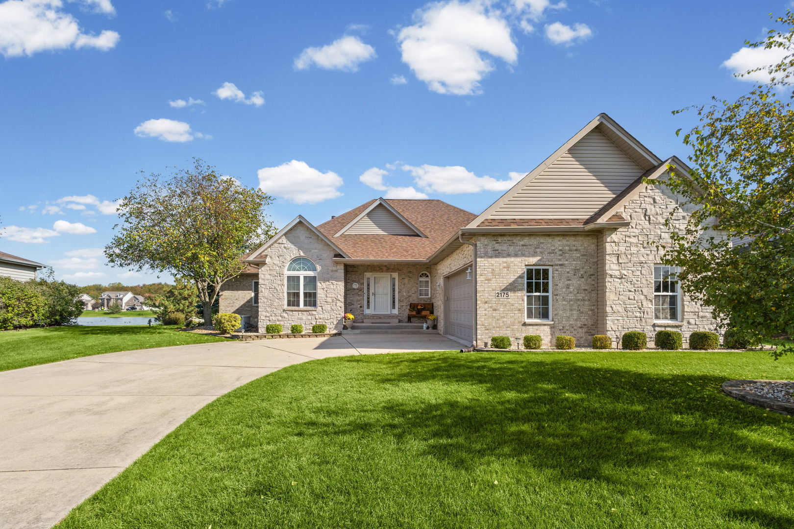 Home in Diamond, IL 60416 — photo 2