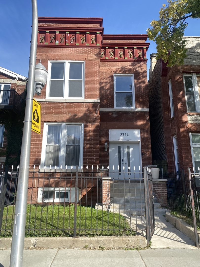 2714 W Polk Street Unit 2 — photo