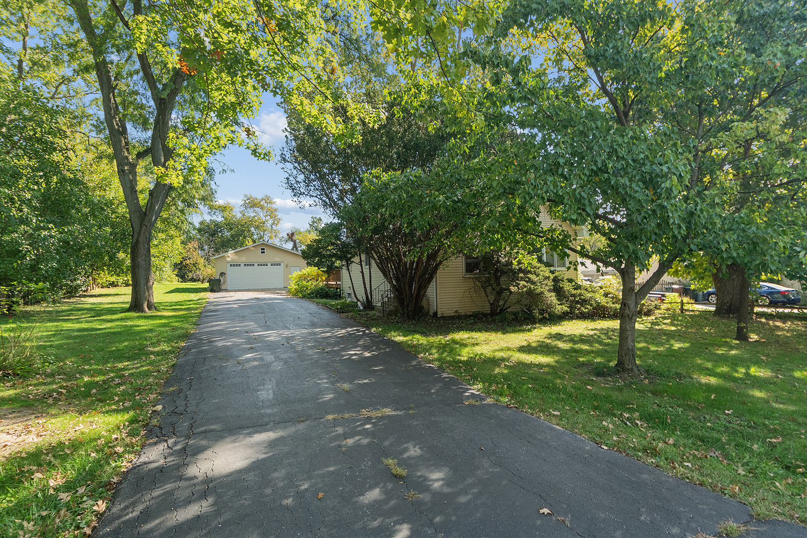 15115 LeClaire Avenue — photo
