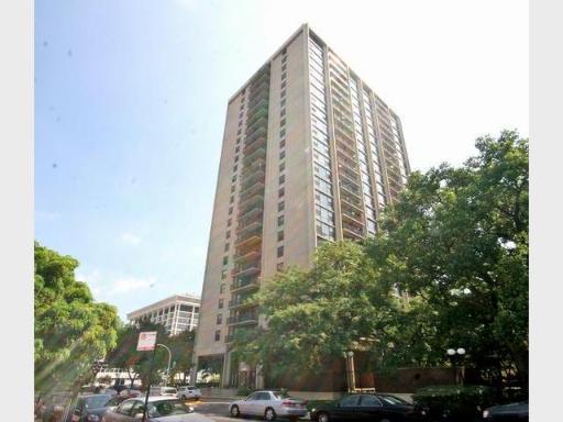 2605 S Indiana Avenue Unit 2207 — photo
