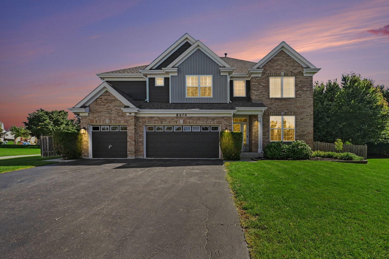 8404 Hanbury Court — photo