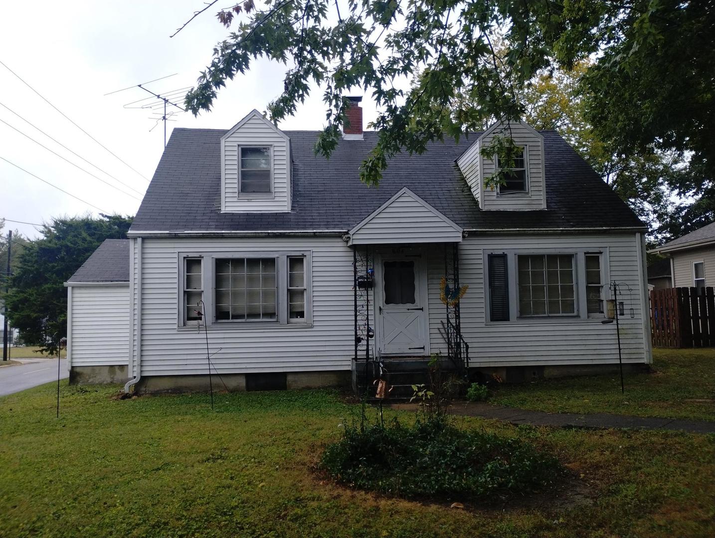 604 N Green Street — photo
