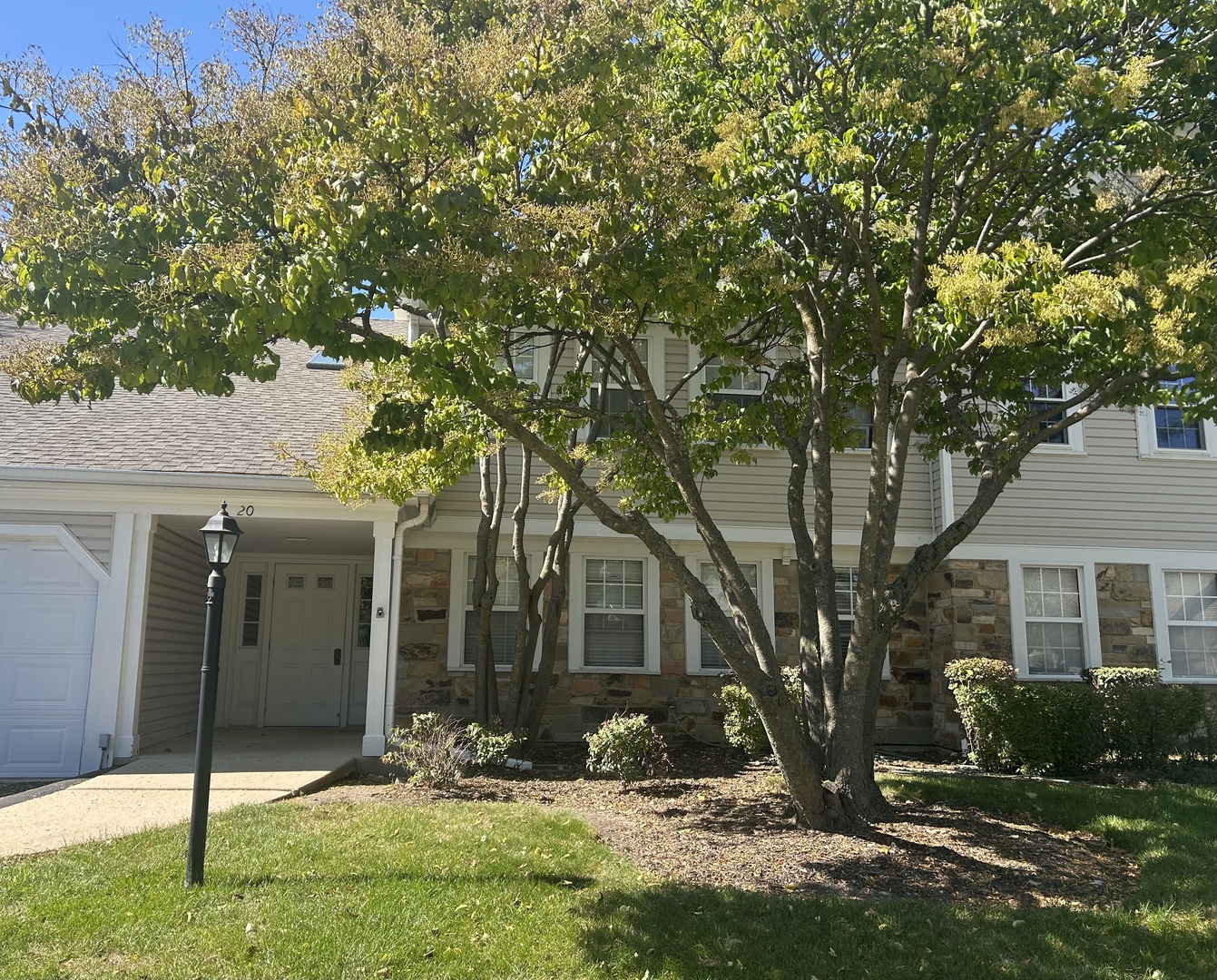 20 Ashburn Court Unit W1 — photo