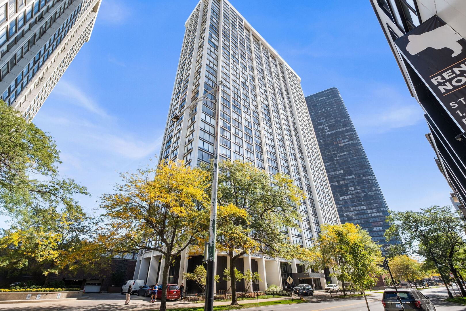 5445 N Sheridan Road Unit 2109 — photo
