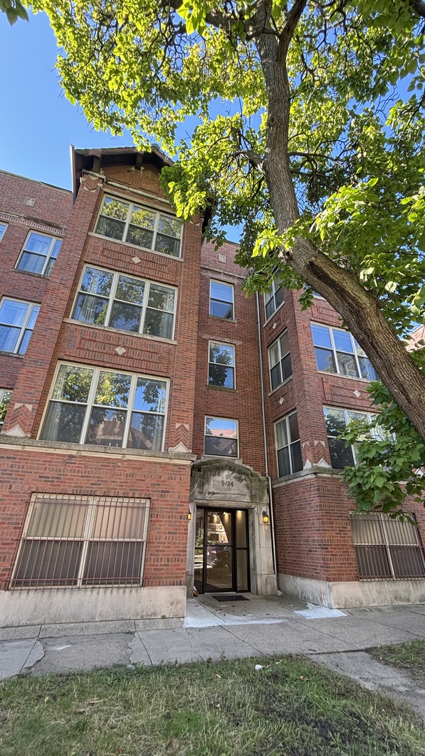 5142 S Ingleside Avenue 2D — photo