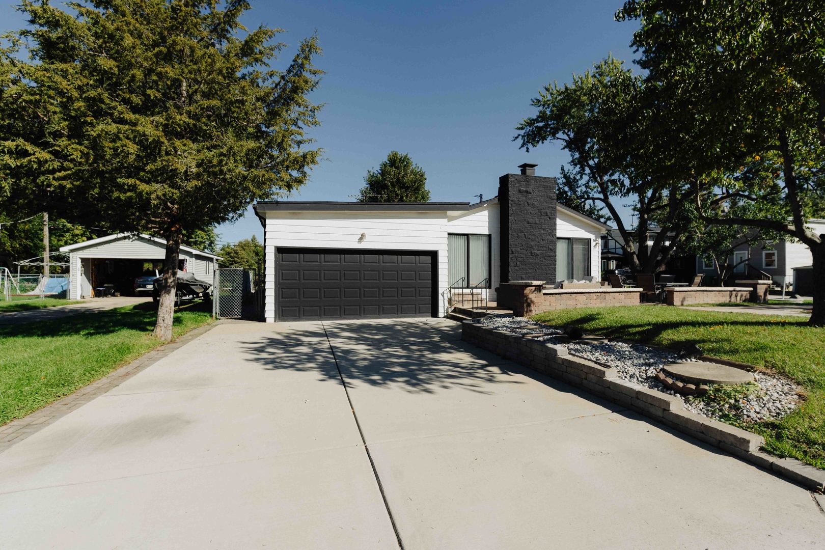 27044 W Sunset Avenue — photo