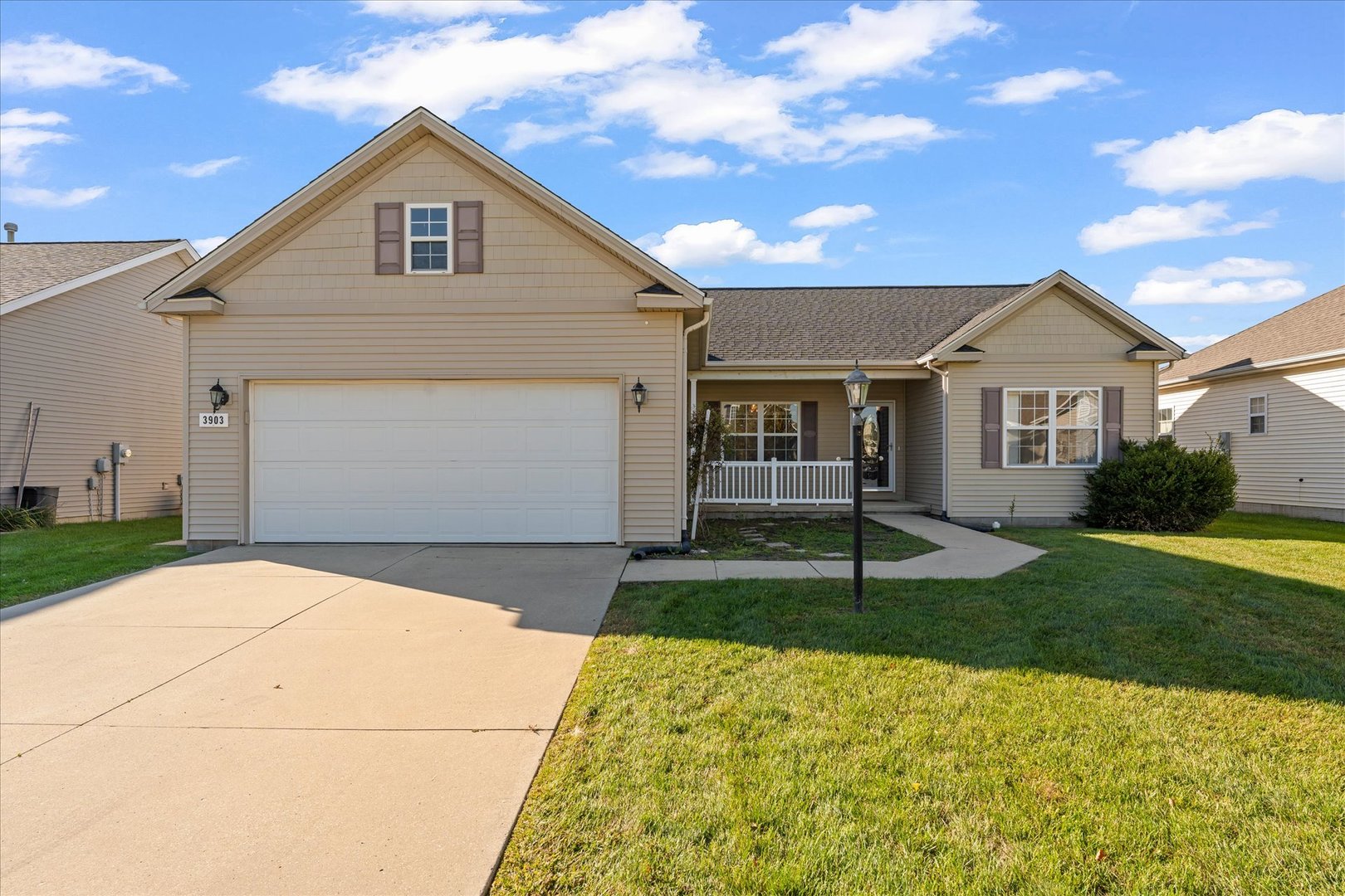 3903 Pebblebrook Lane — photo