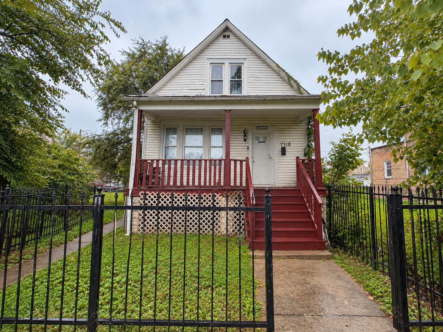 7318 S Carpenter Street — photo