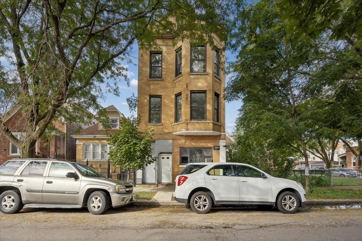 2706 S Saint Louis Avenue — photo