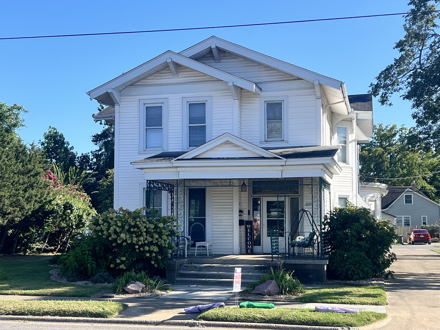 1829 Walnut Street — photo