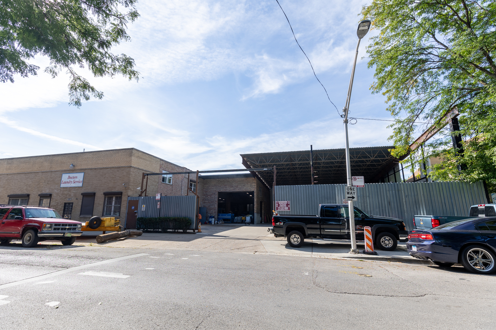 4821 W Cortland Street — photo