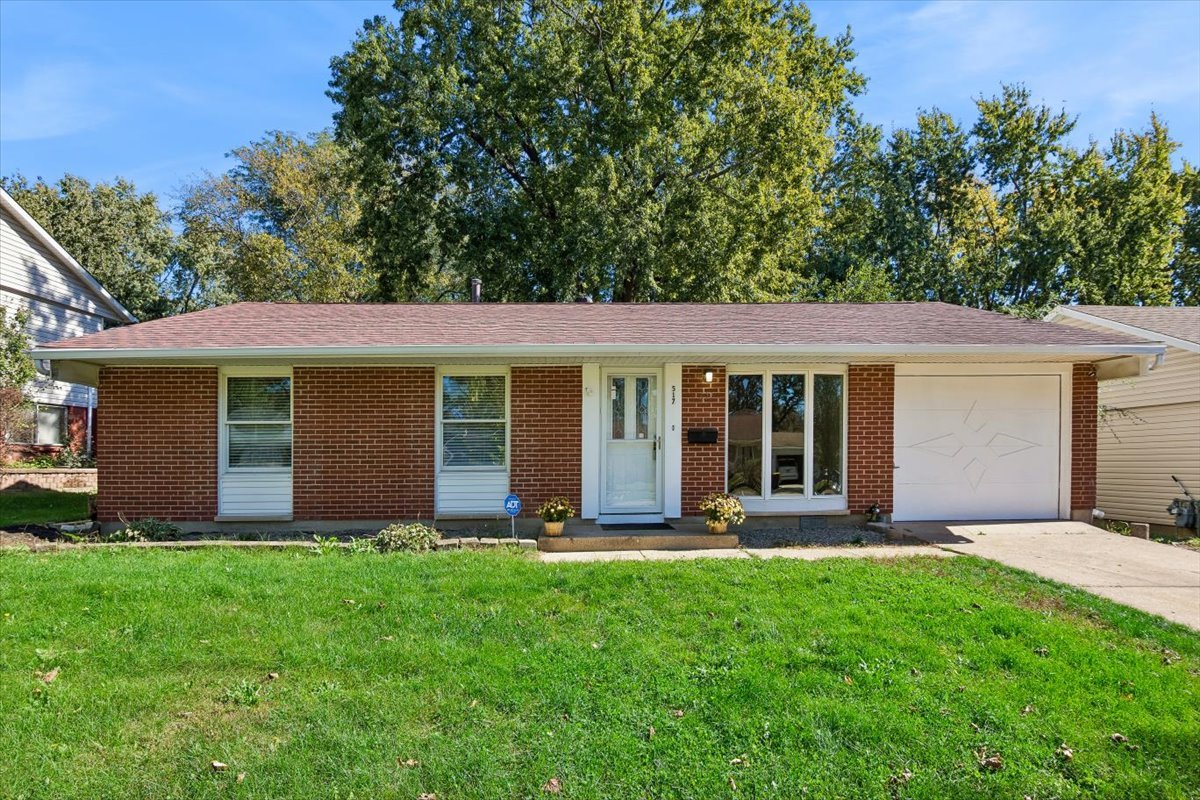 517 Sherwood Drive — photo