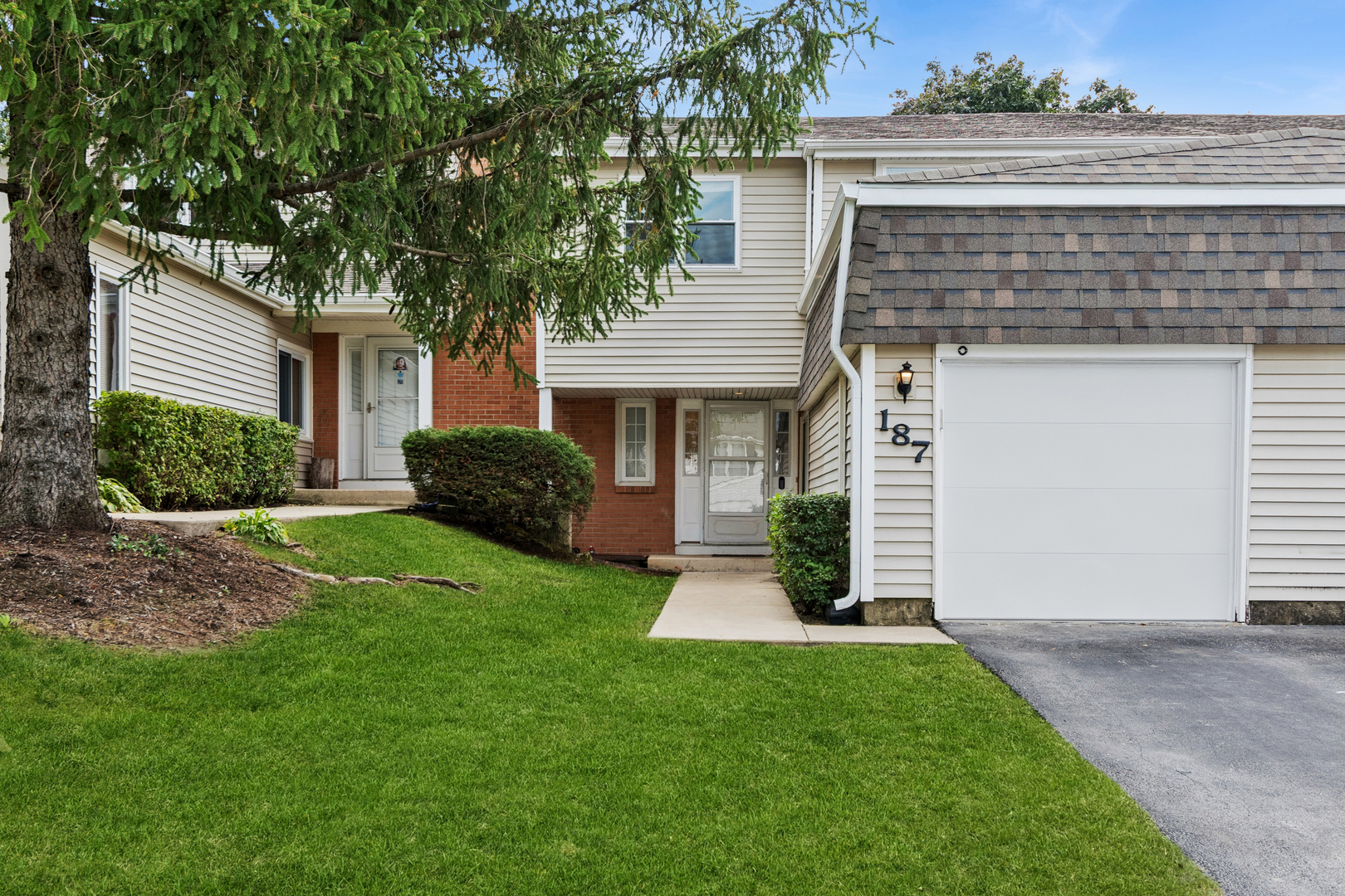 187 Pamela Drive — photo