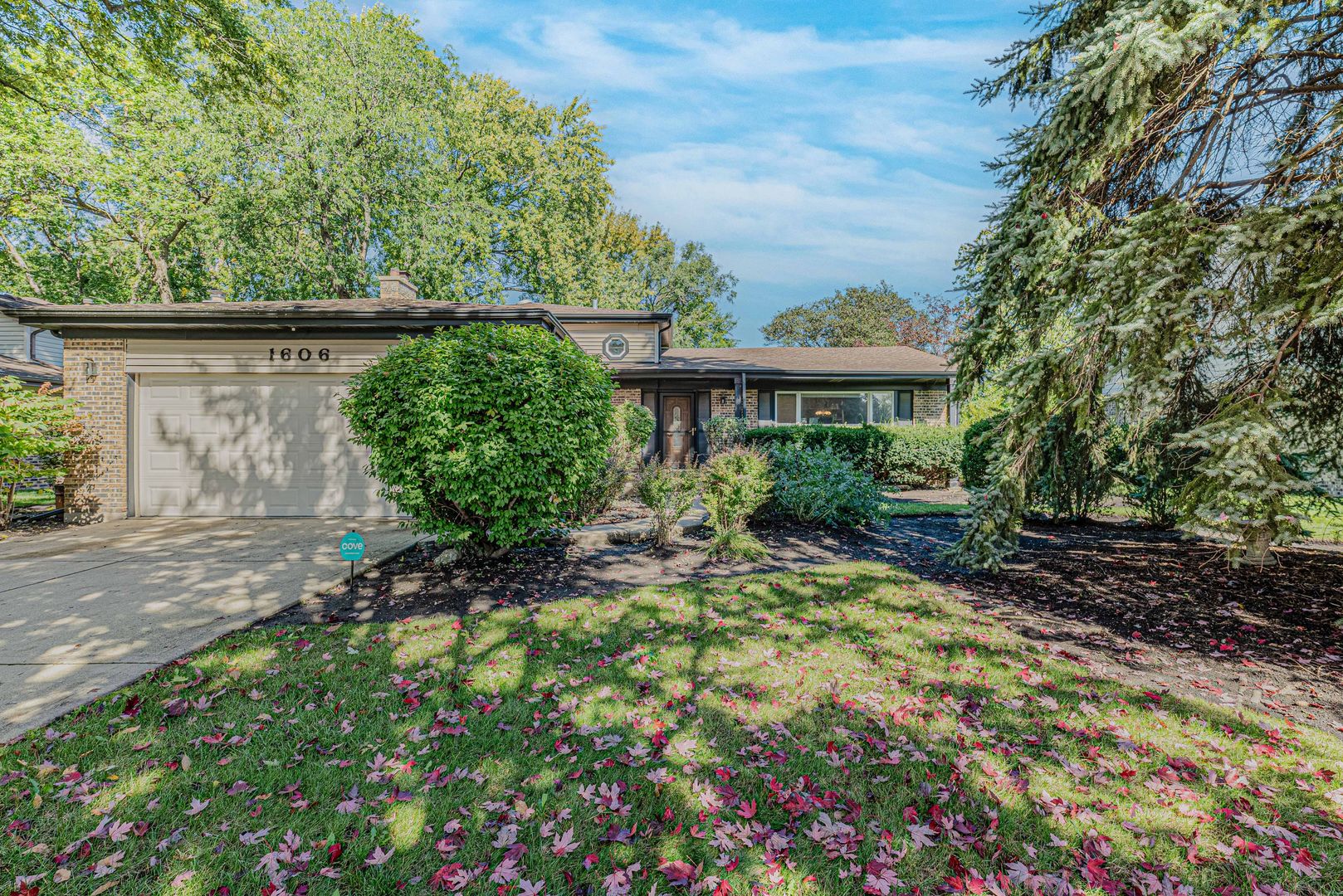 1606 E Waverly Court — photo
