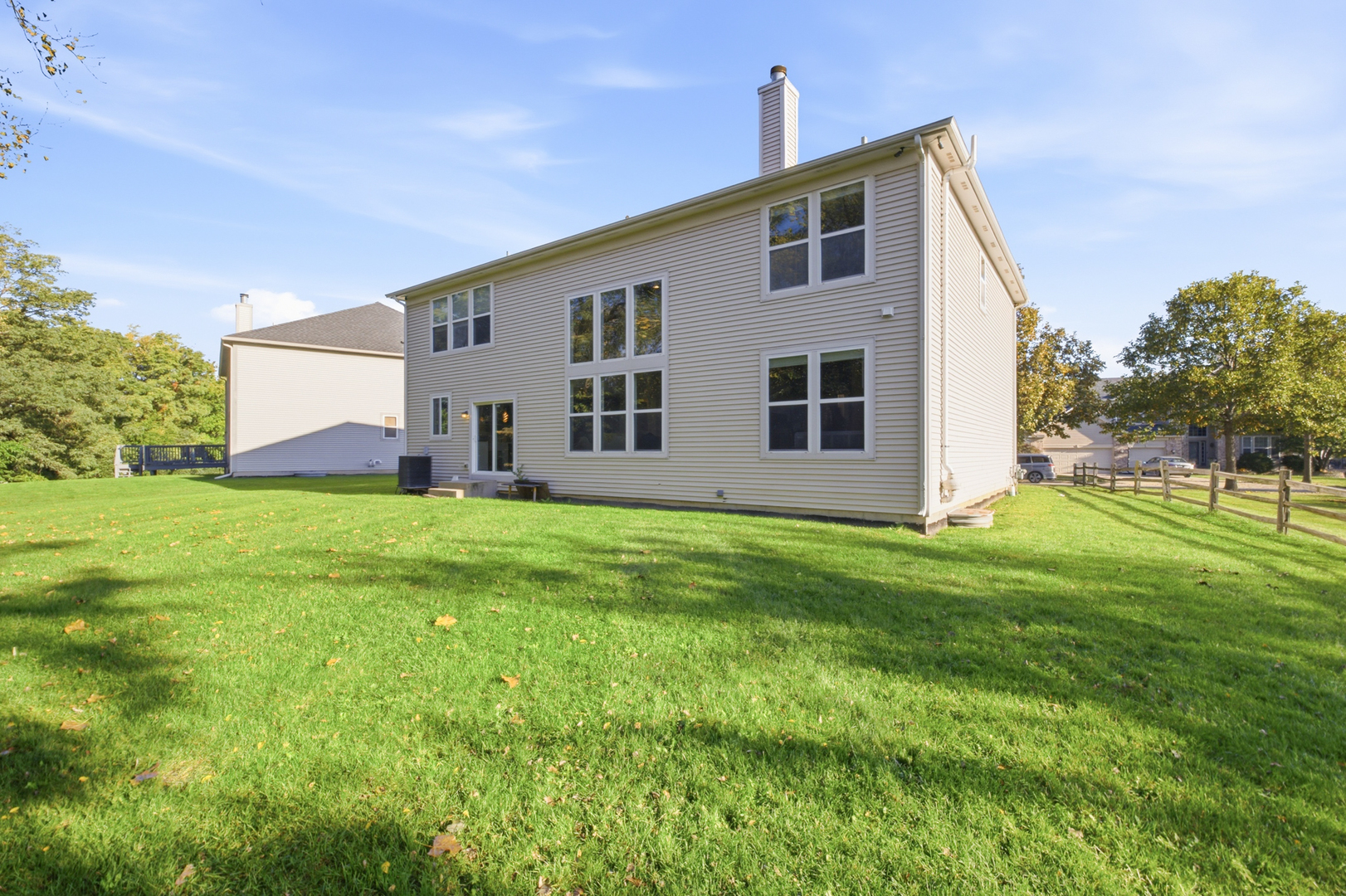 905 Blue Ridge Drive, Streamwood, IL 60107 — photo 2