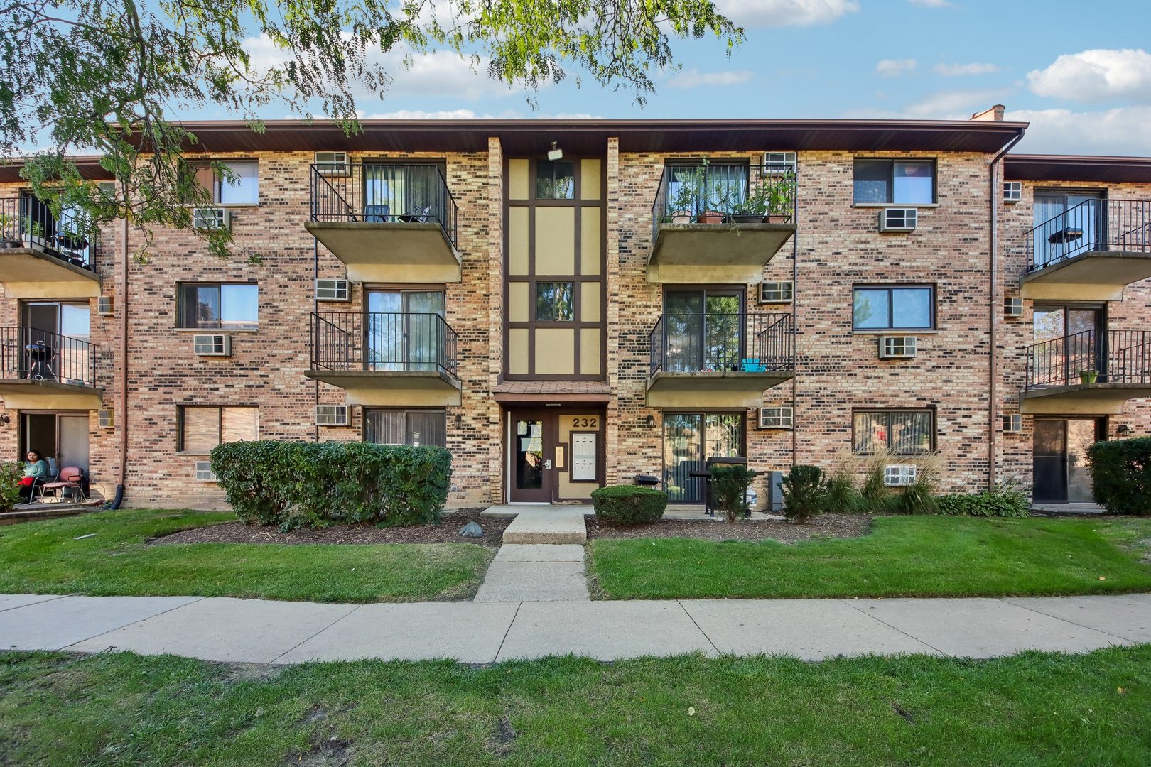232 Klein Creek Court Unit 4D — photo