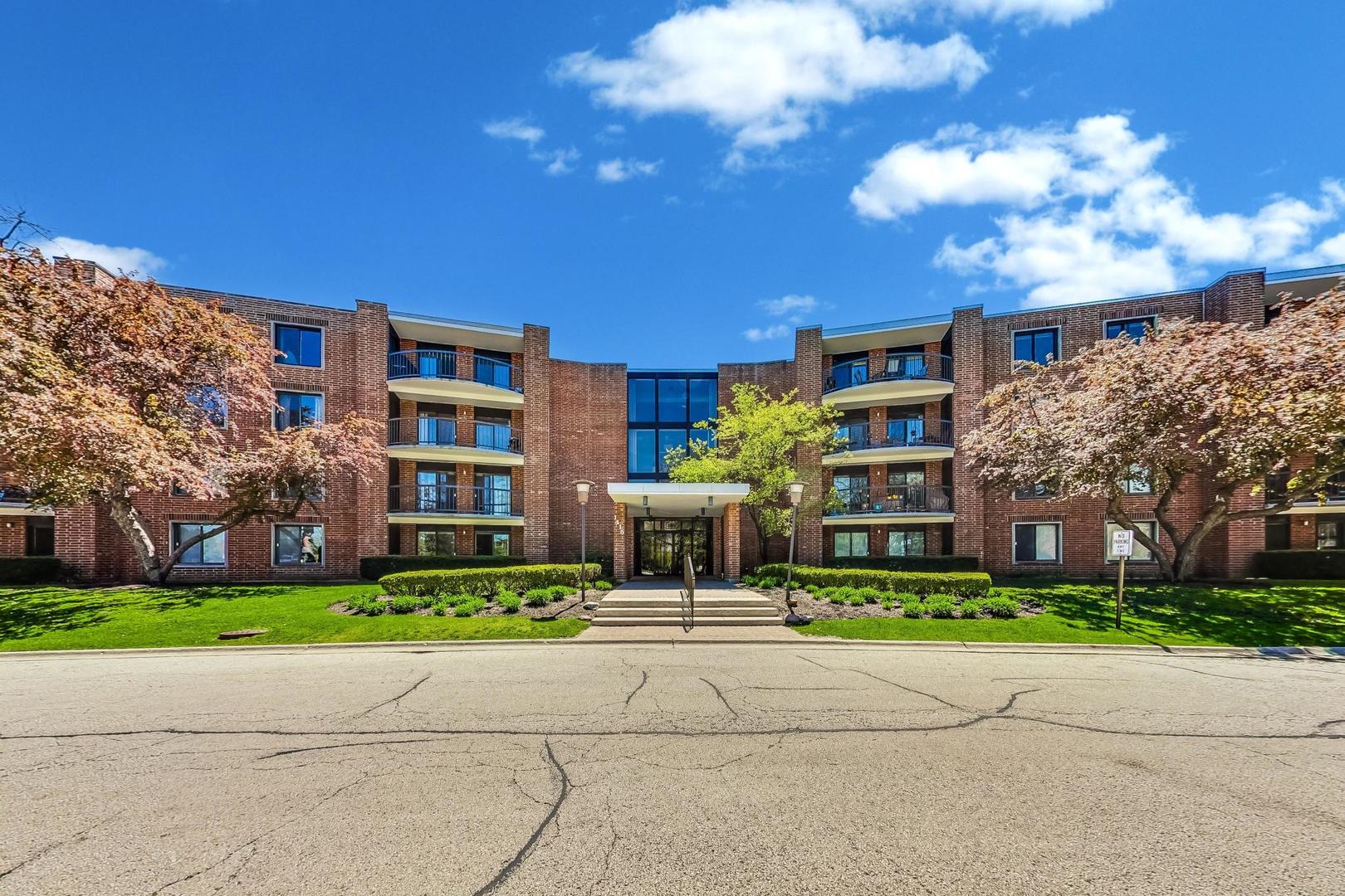 1415 E Central Road Unit 222C — photo