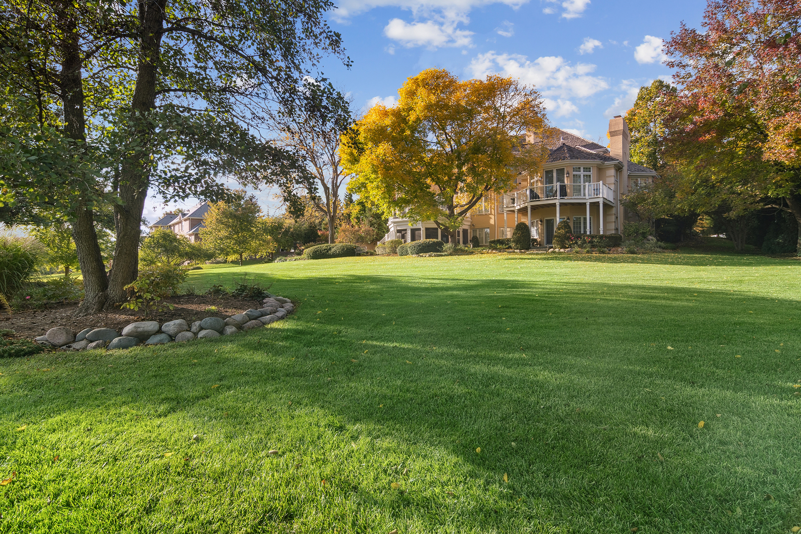 Home in Inverness, IL 60010 — photo 3