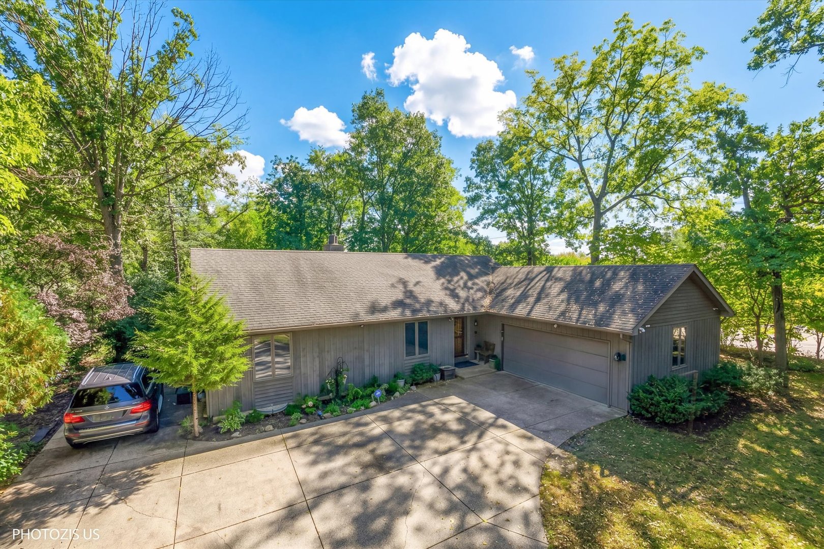 34017 N Lakeside Drive — photo