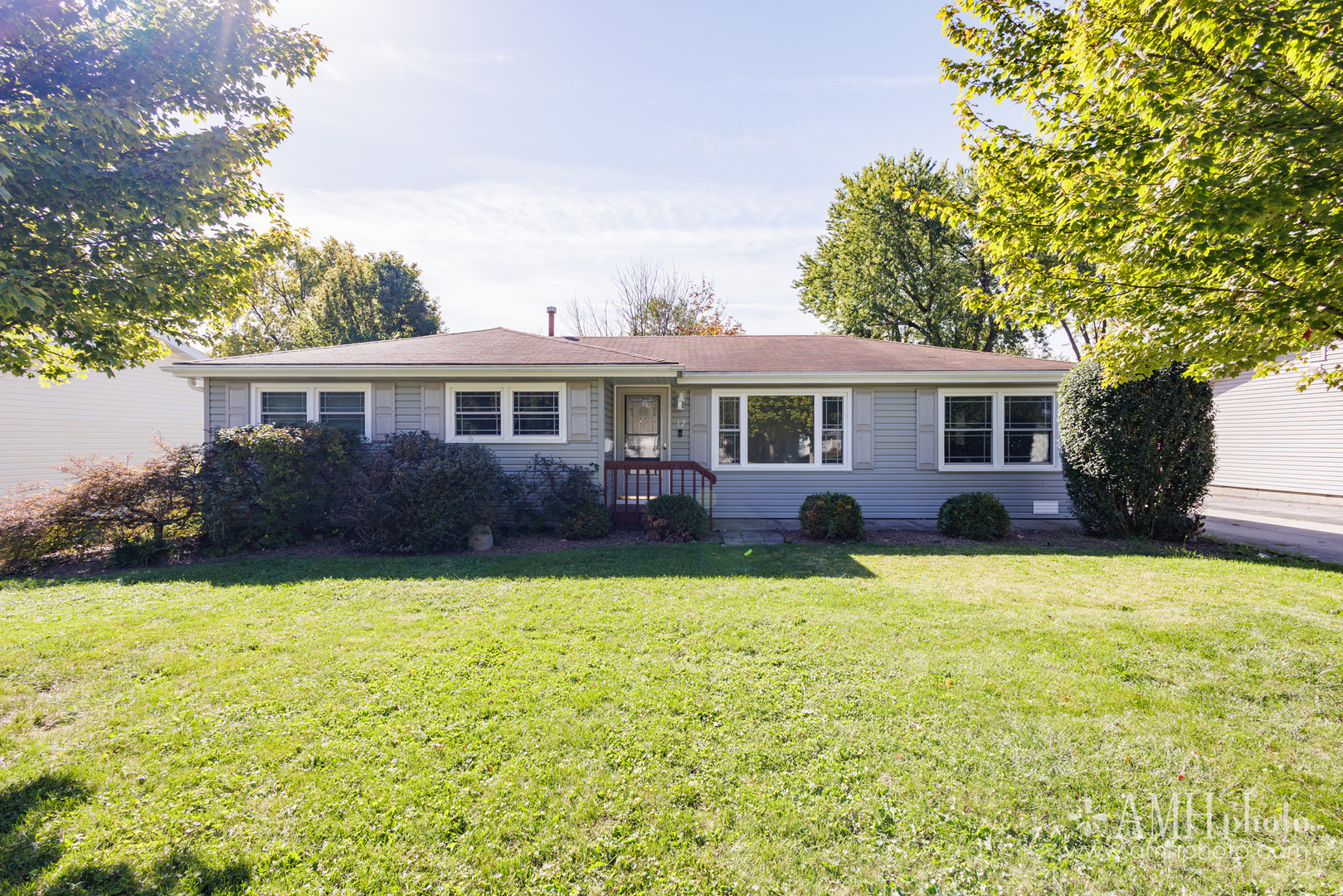 17 Duncan Drive — photo