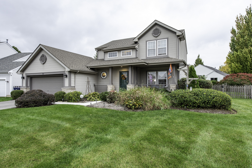 821 Woodhill Court — photo