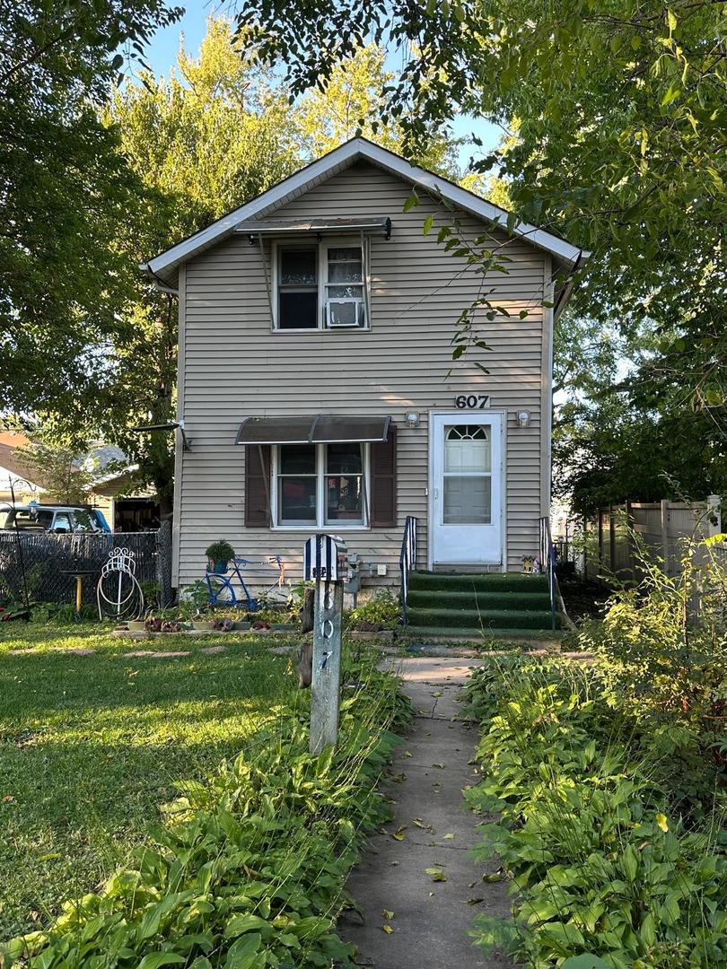 607 Richmond Street — photo