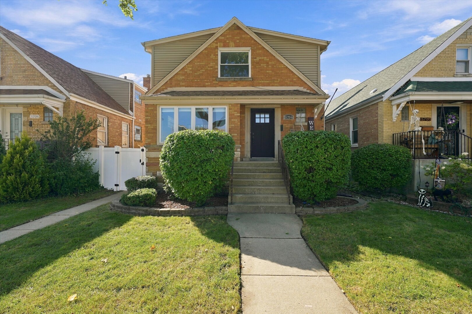 5704 S Oak Park Avenue — photo