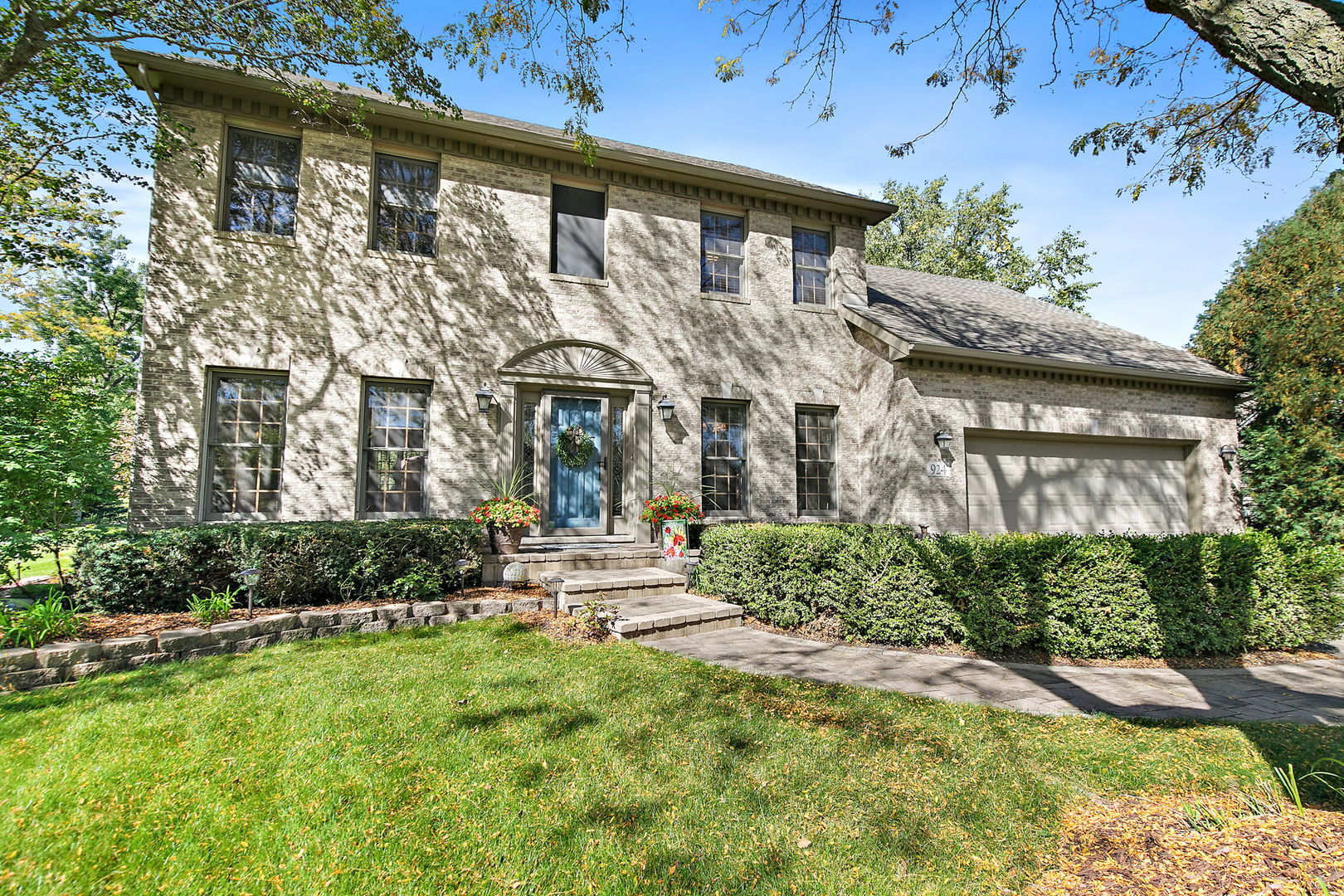 924 Merrill New Road — photo