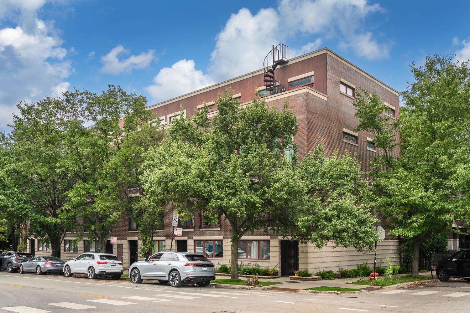 942 W Hubbard Street — photo