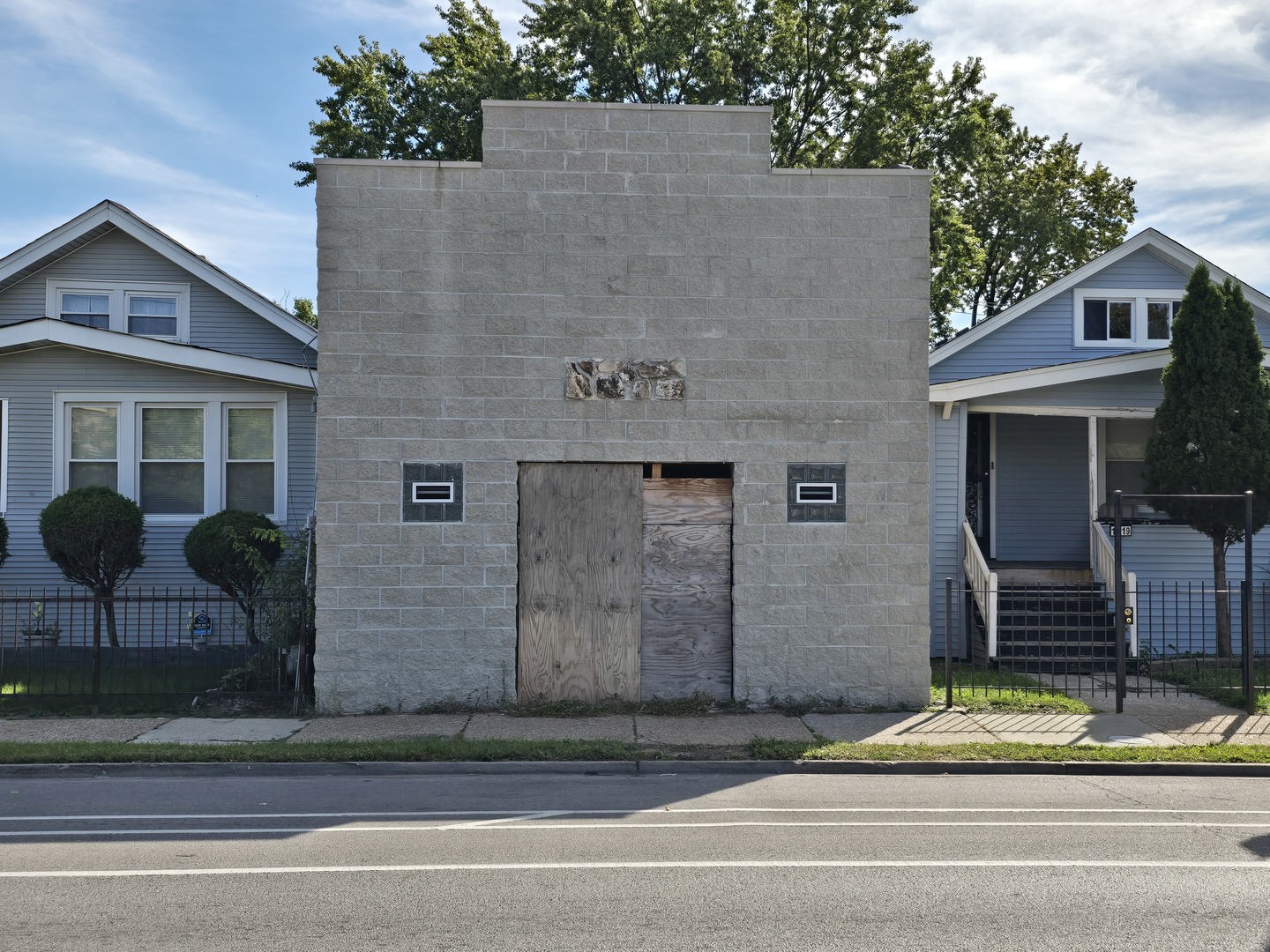 1117 W 103rd Street — photo