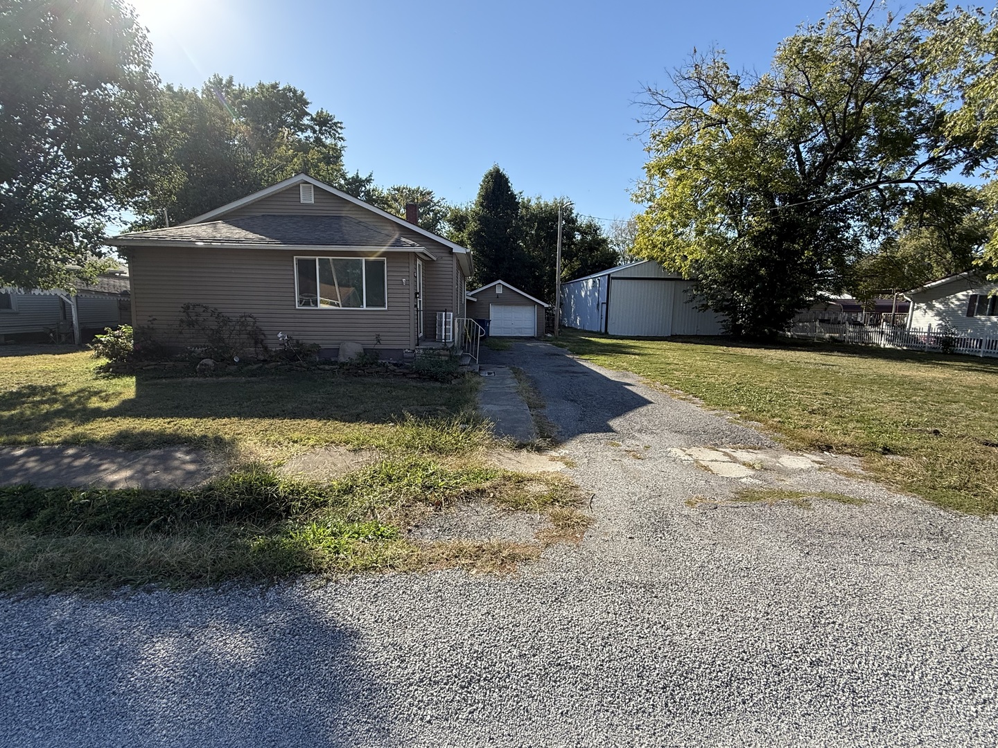 905 Glendale Street — photo