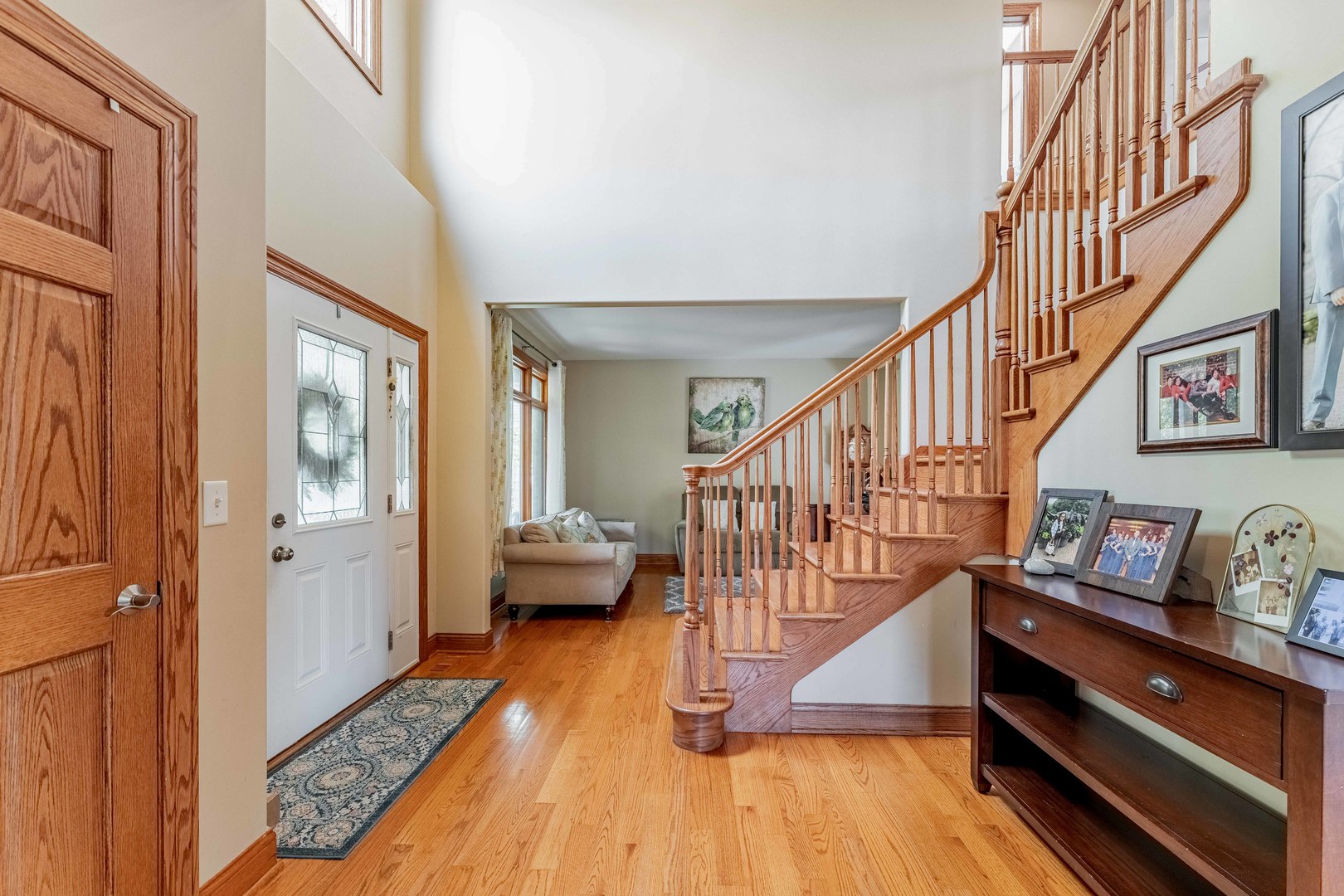 Home in Hillside, IL 60162 — photo 3