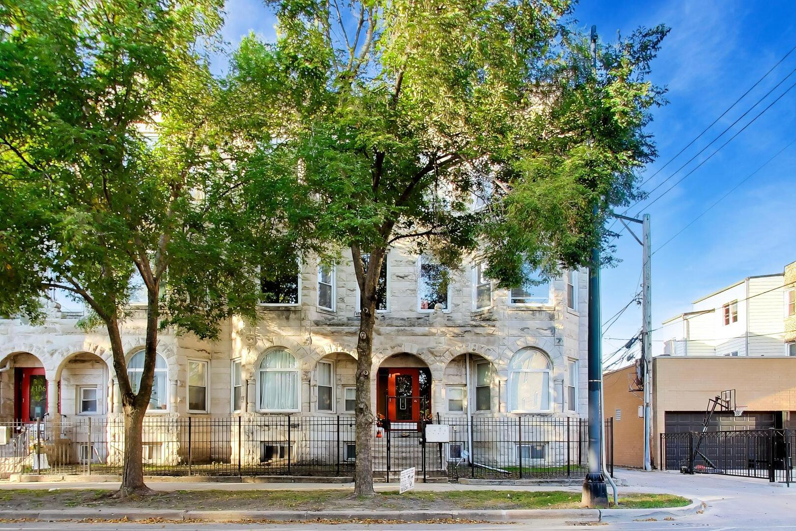 1108 E Marquette Road Unit 207 — photo
