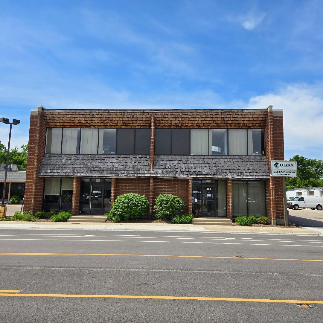 600 Busse Highway — photo