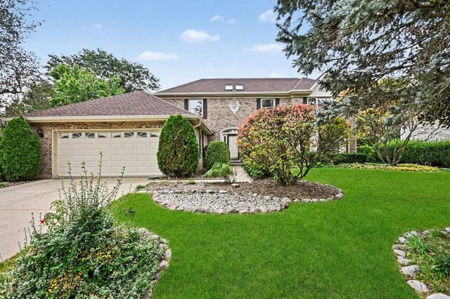 2311 Crabtree Lane — photo