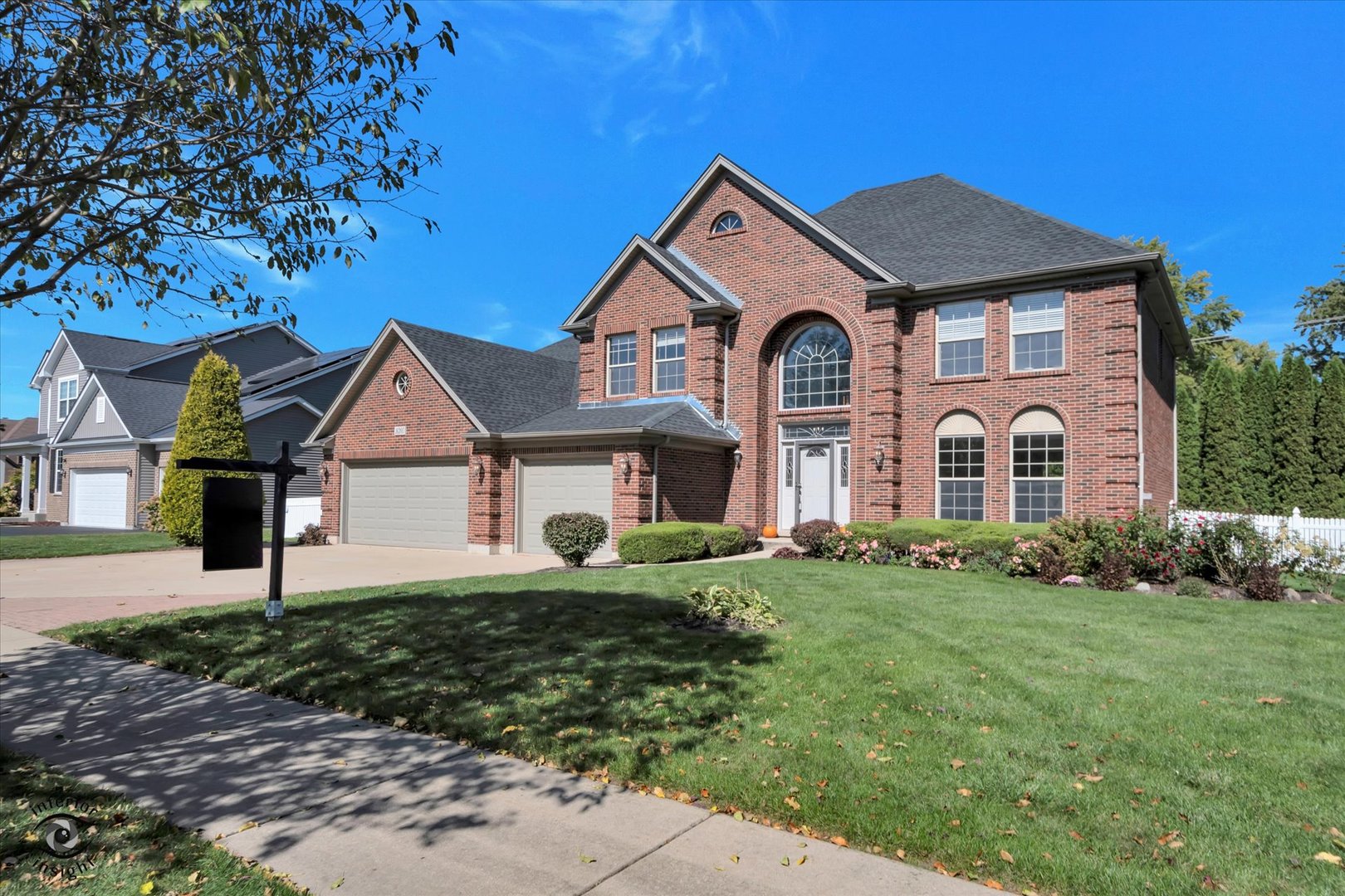 16305 Riverwood Drive — photo